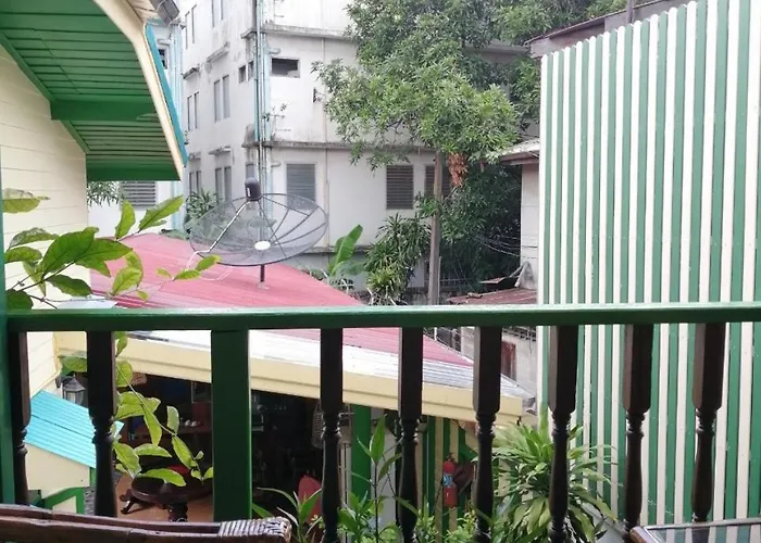 Baan Tepa Boutique House Bed & Breakfast Bangkok