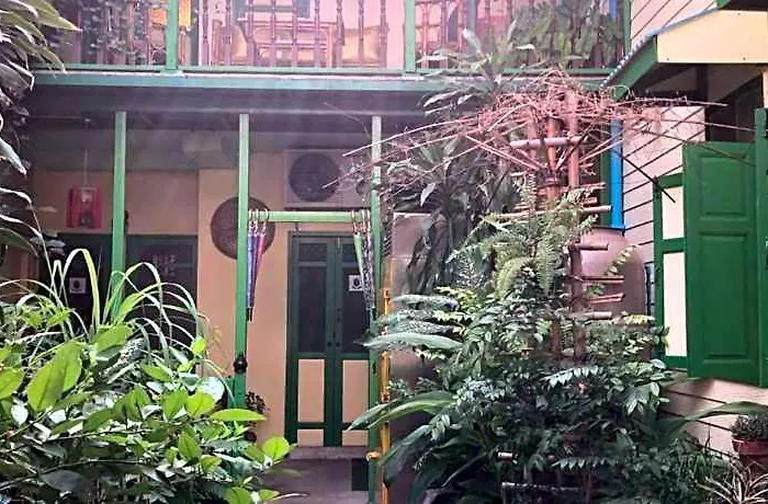 Baan Tepa Boutique House Bed & Breakfast