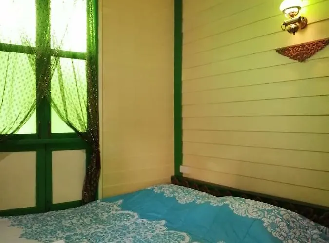 Bed & Breakfast Baan Tepa Boutique House Bangkok